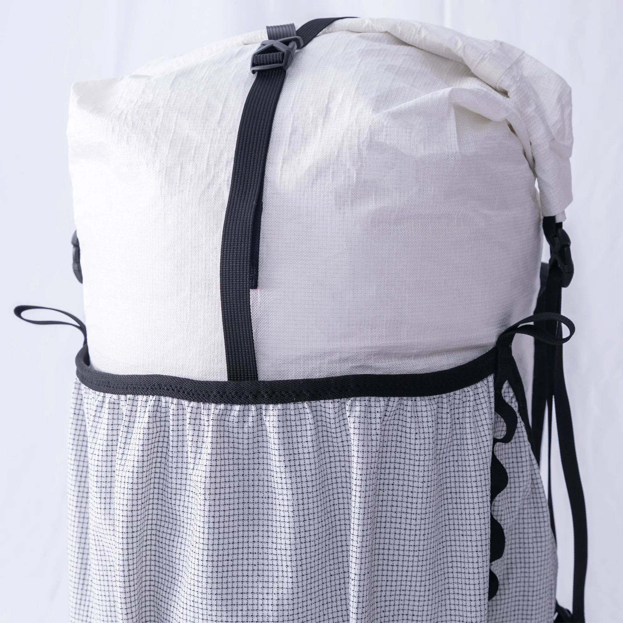 9.3 oz Stretch Mesh Nylon 6.6 with Dyneema® - Image 10
