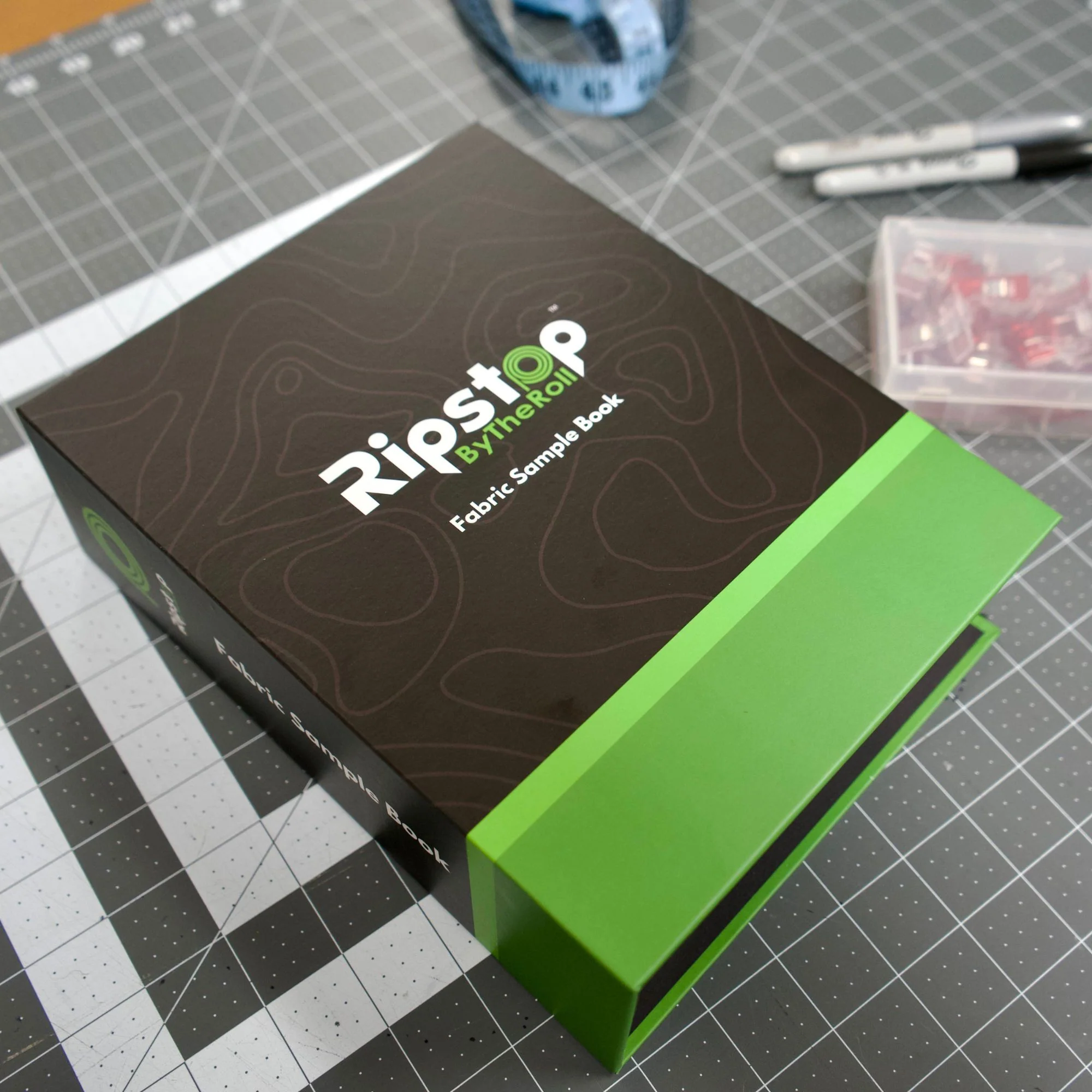 RBTR Fabric Sample Binder - Image 3