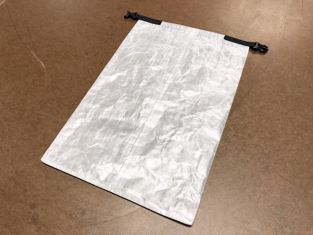 Omnicolor Solids - Roll Top Dry Bag Kit with Dyneema® Composite Fabric - Image 2