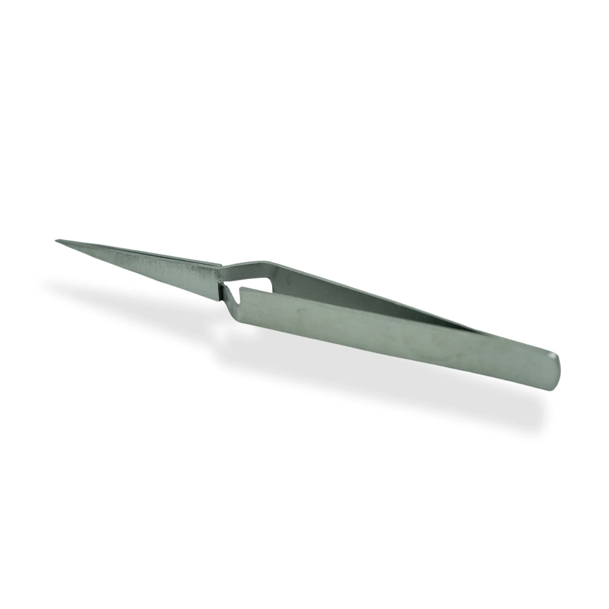 Reverse Action Tweezer